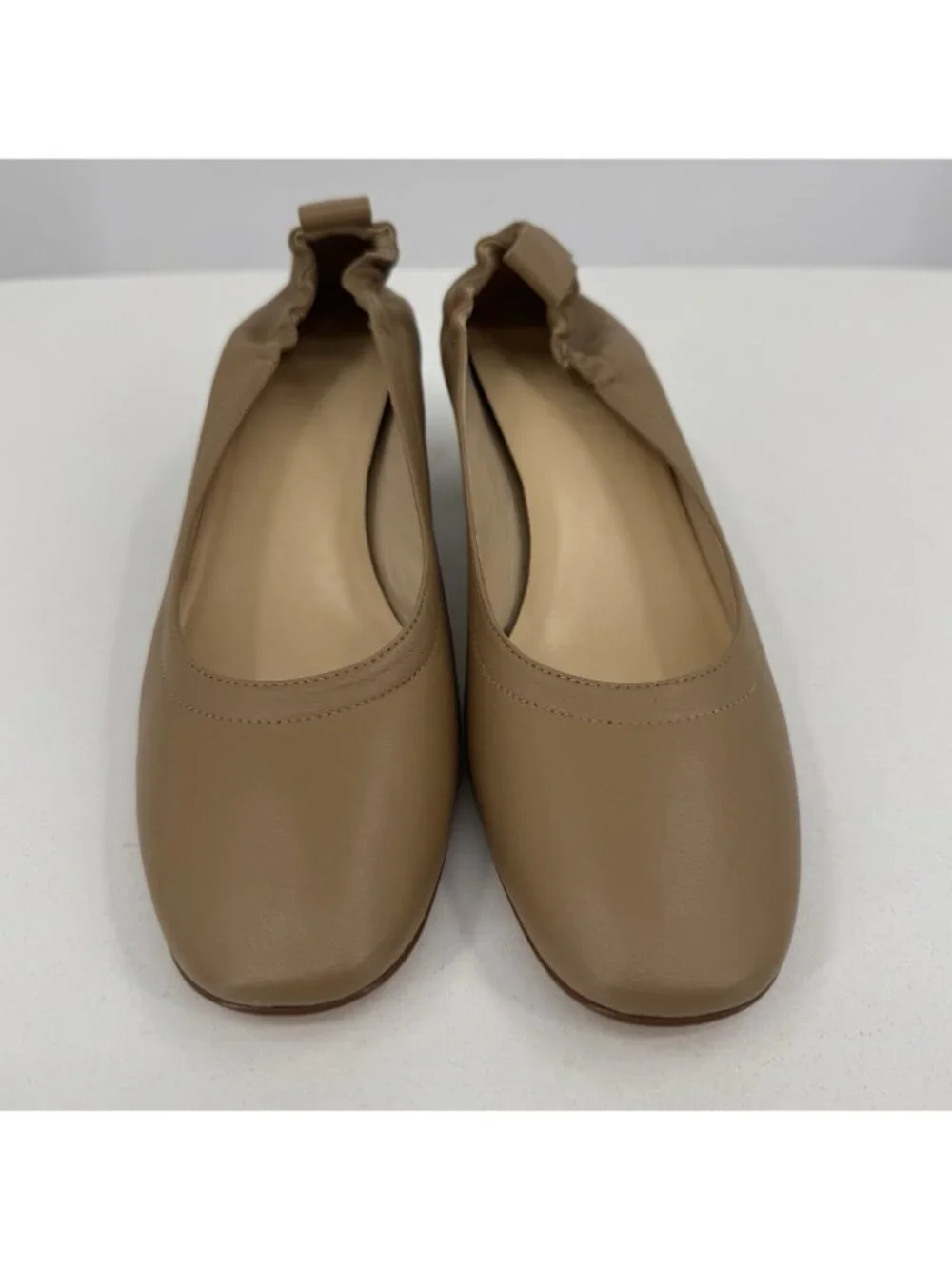 Everlane Italian Leather Day Heel Light Taupe 6.5 Women's Elastic Back Comfort